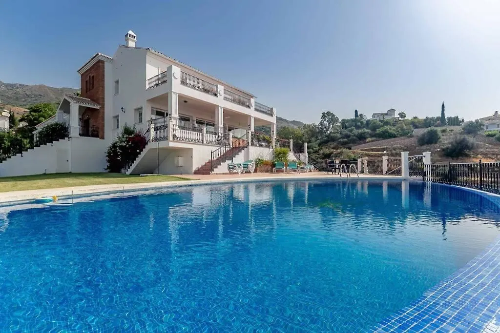 49-Exclusive Villa With Private Pool & Breathtaking Views In Mijas!
